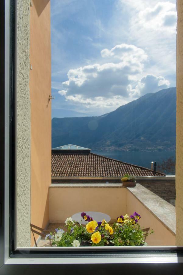 Al Pontile - The House Of Travelers Villa Sala Comacina Exterior photo